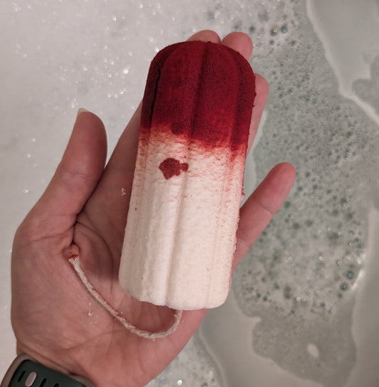 Bi-Berry Tampon Bath Bomb